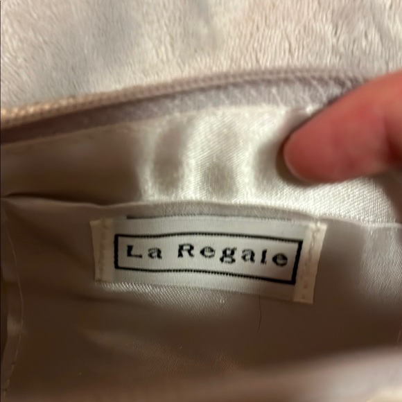 La Regale Silver Beaded Clutch - Picture 2 of 3